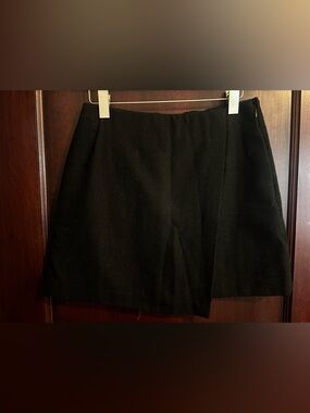 Uniqlo Black A-Line Skort (Wrap Skirt with Hidden Shorts)